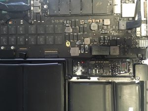 macbook pro water damage battery replacement